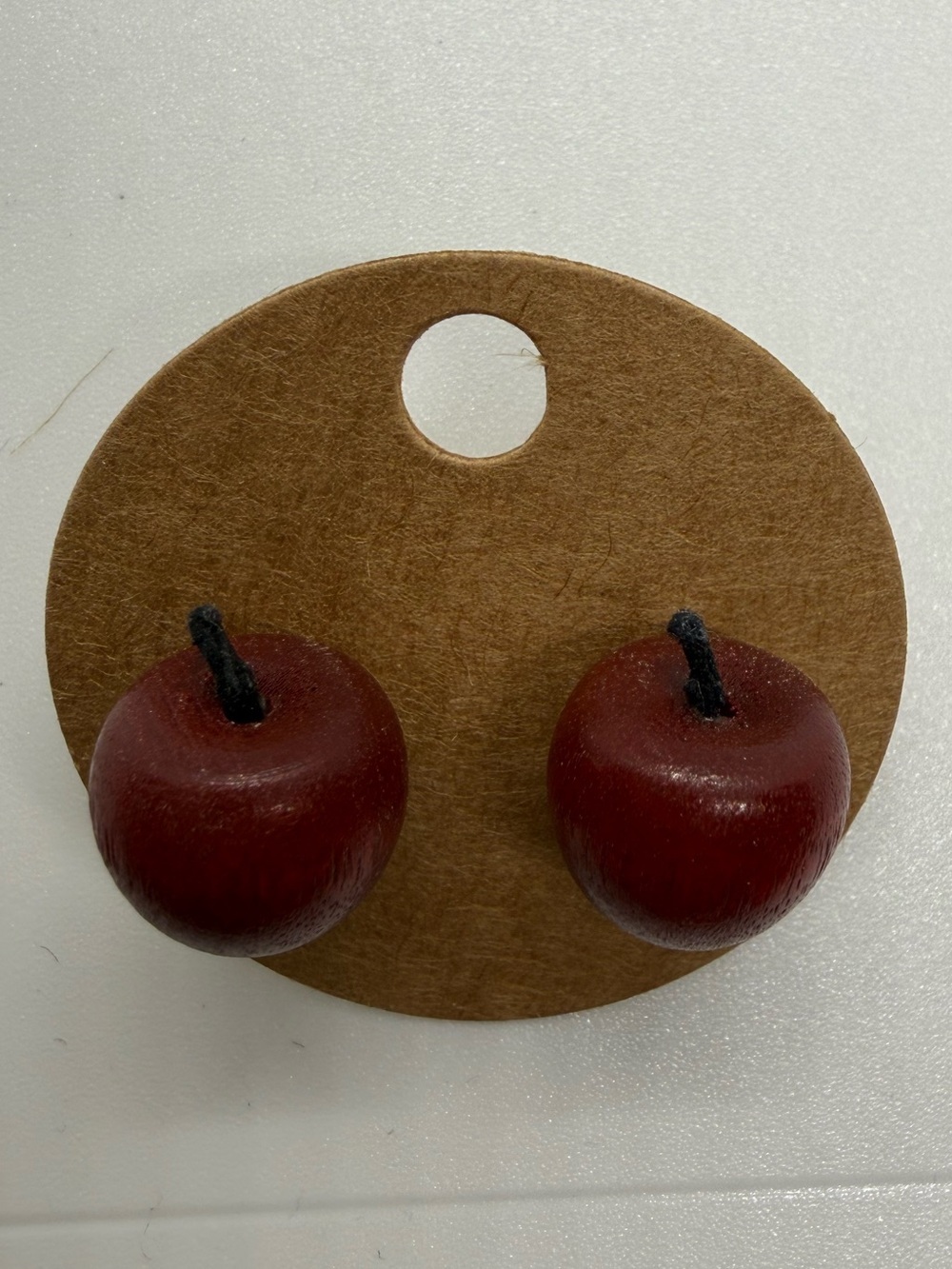 Vintage Wooden Apple Stud Earrings Red Teacher Cottagecore 1 cm - Picture 2 of 4